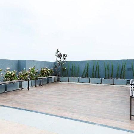 The Jaipur Loft Modern Studio Exterior foto